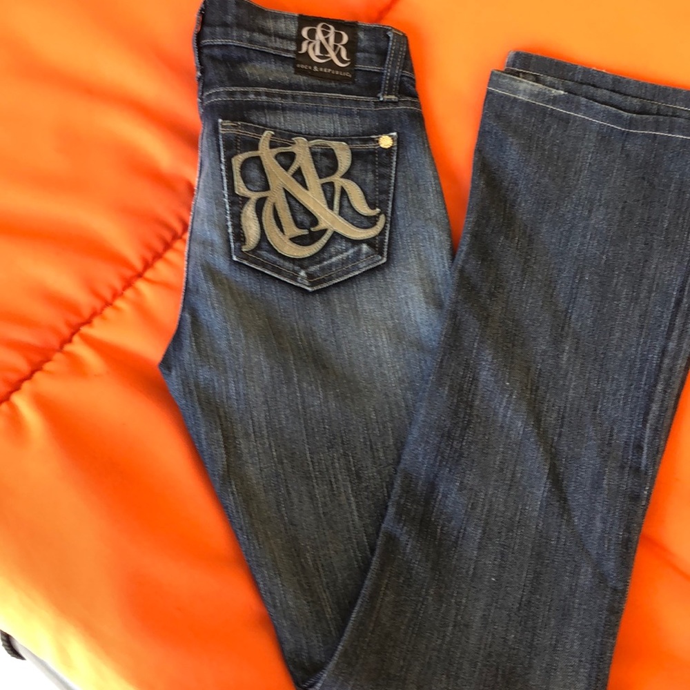 Jeans - Picture 2 of 3